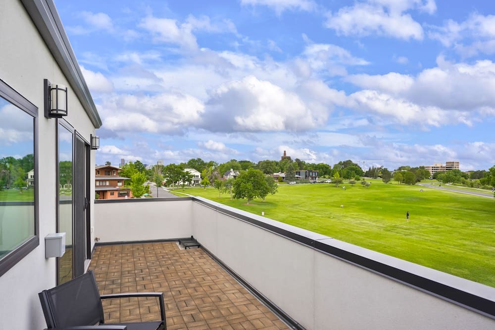 Photo of Patio Balcony in Sloan Lake