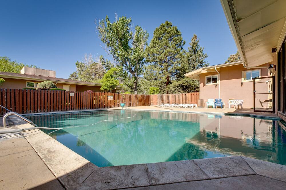 Photo of Outdoor in Golden
