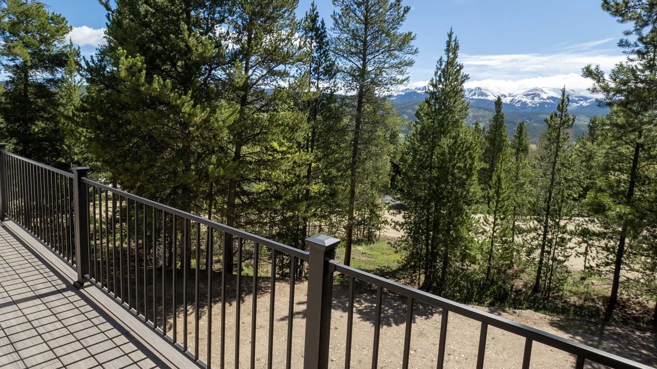Photo of Outdoor in Sunset Ridge