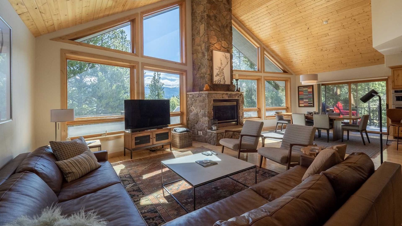 Photo of Livingroom in Sunset Ridge