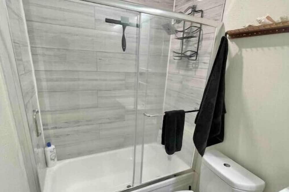 Photo of Bathroom in Gunbarrel
