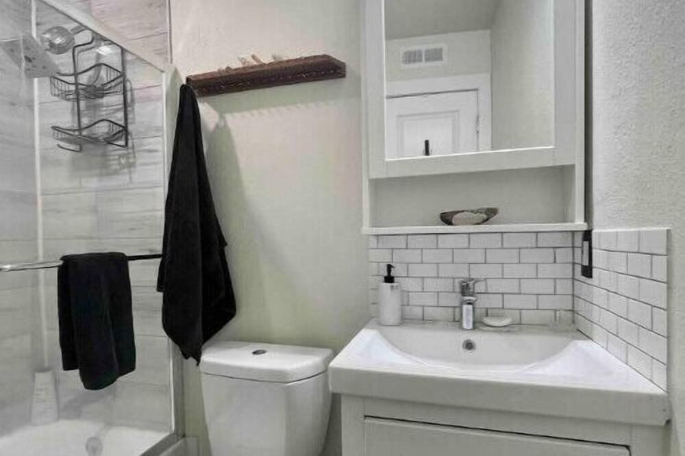 Photo of Bathroom in Gunbarrel