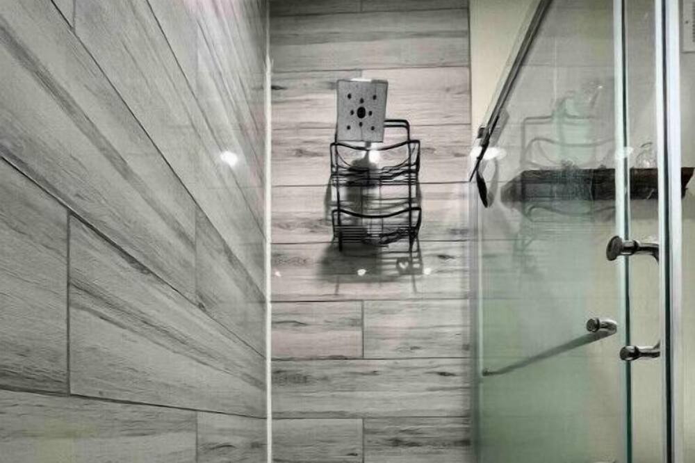 Photo of Bathroom in Gunbarrel