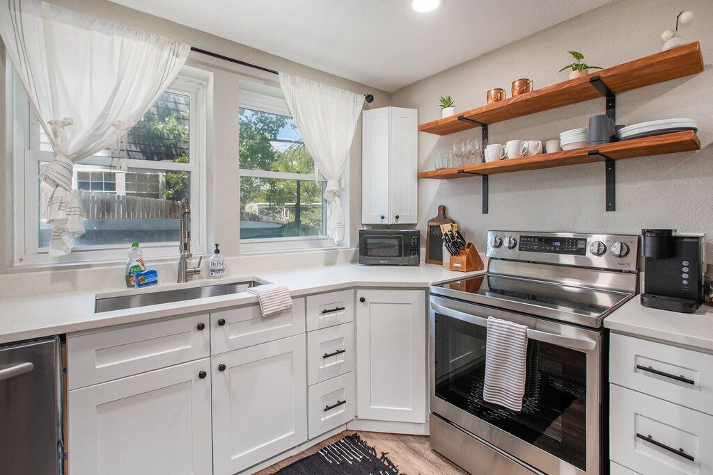 Photo of Kitchen in Dakota Station