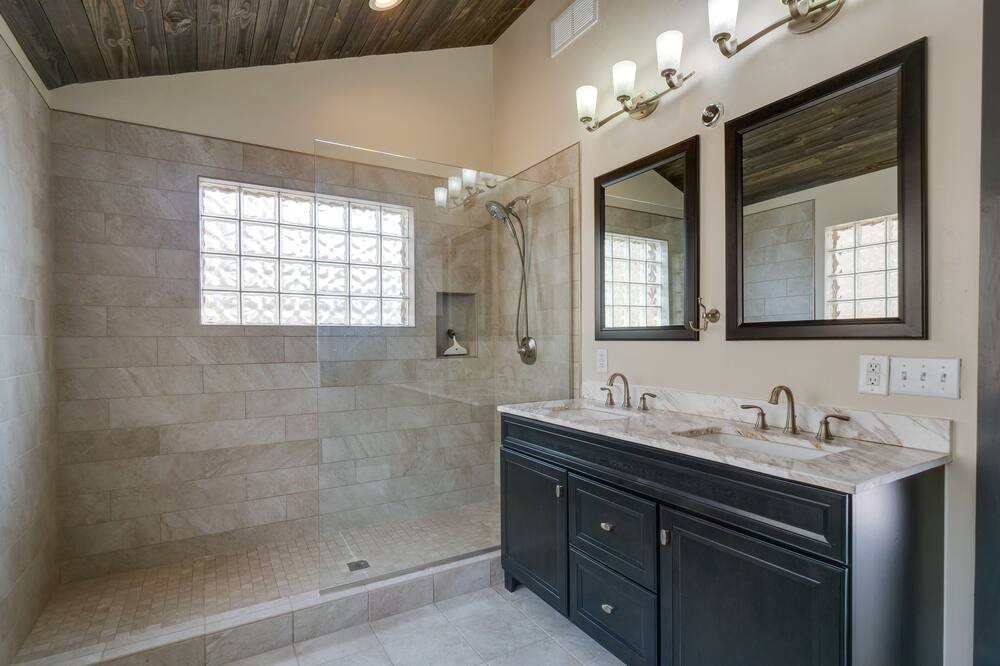 Photo of Bathroom in Alma