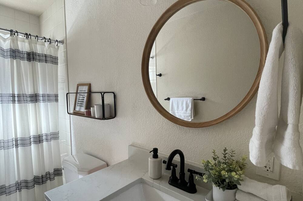 Photo of Bathroom in Warm Springs
