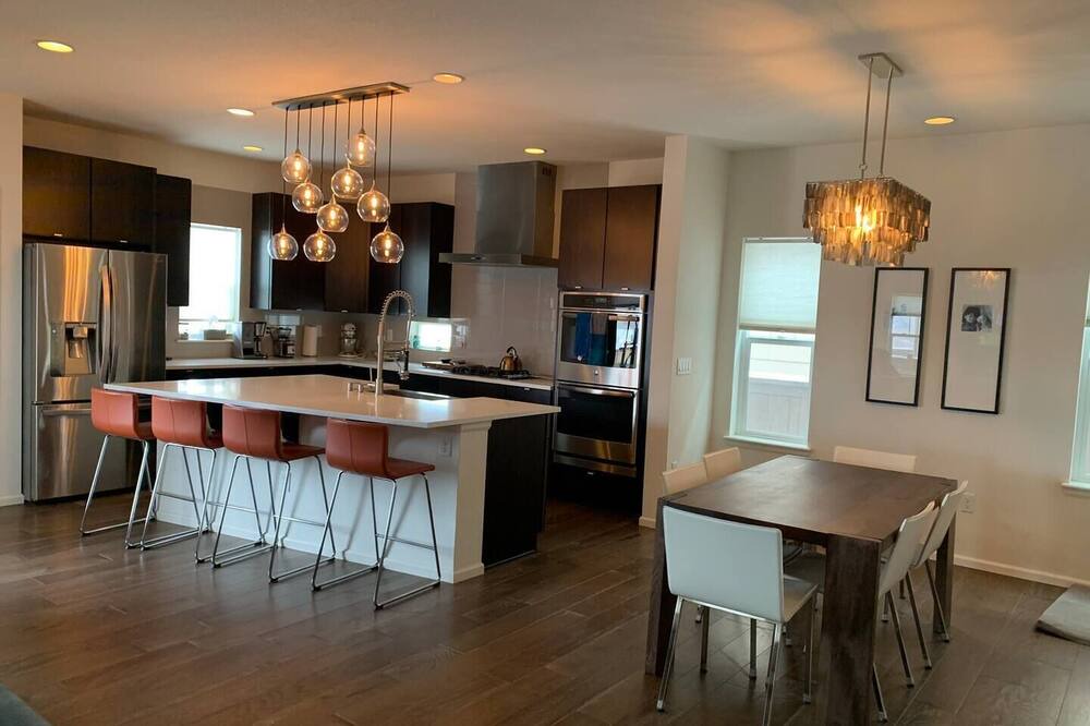 Photo of Kitchen in Golden