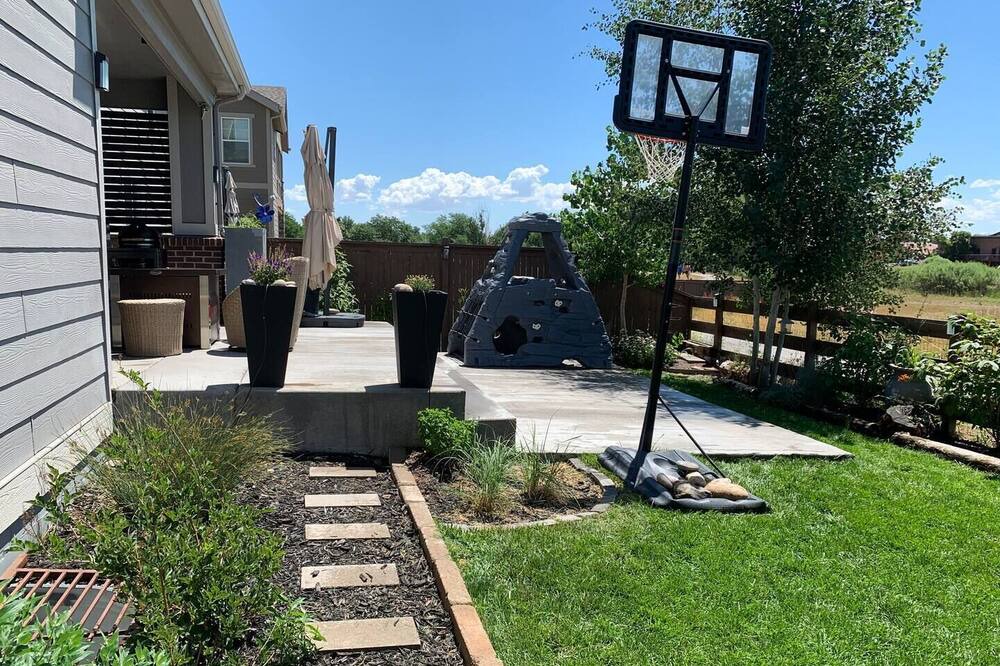 Photo of Outdoor in Golden