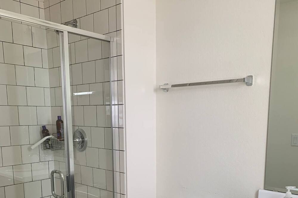 Photo of Bathroom in Golden