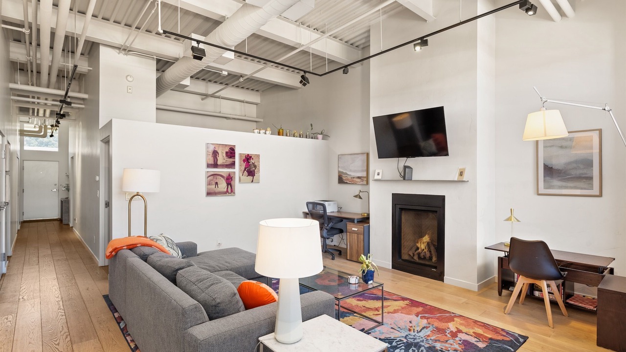 Photo of Livingroom in Basalt
