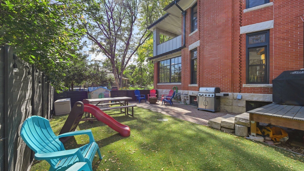 Photo of Outdoor in Sunnyside
