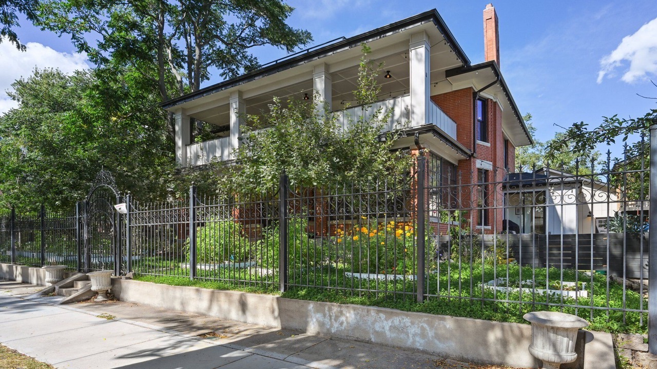 Photo of Outdoor in Sunnyside