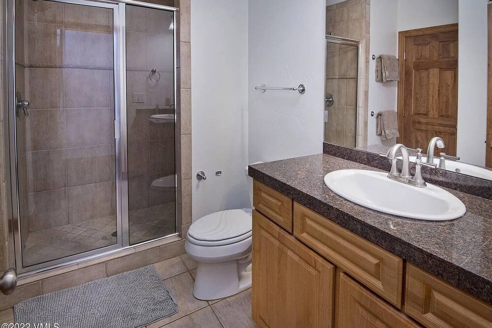 Photo of Bathroom in Gypsum