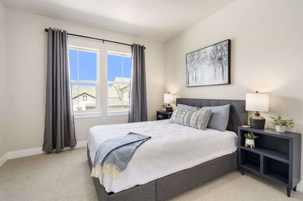 Photo of Bedroom in Loveland
