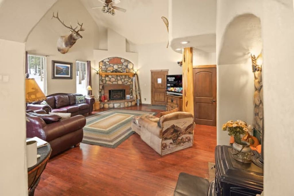 Photo of Livingroom in Alma
