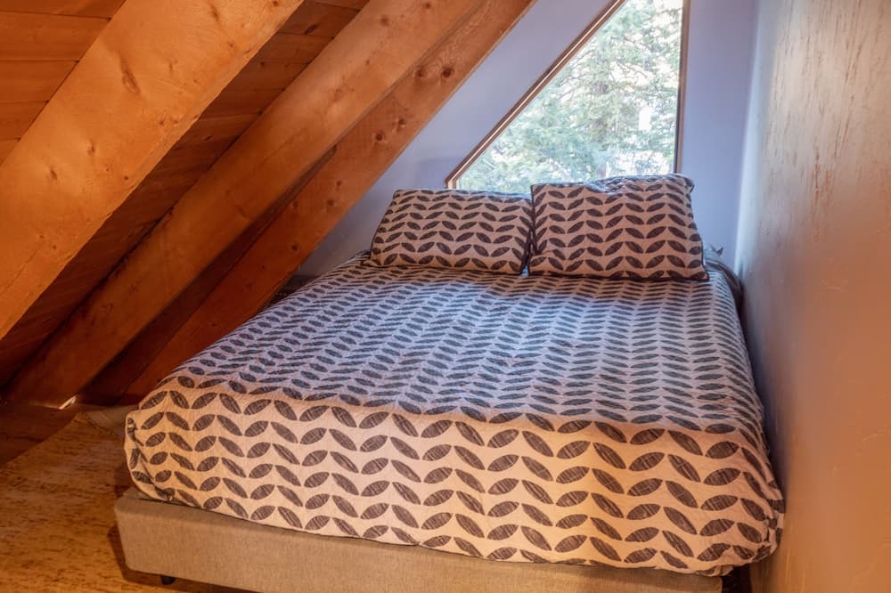 Photo of Bedroom in Crested Butte South