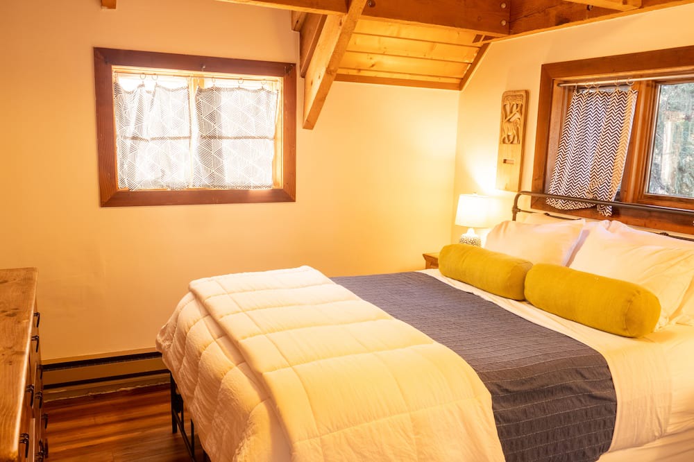 Photo of Bedroom in Crested Butte South