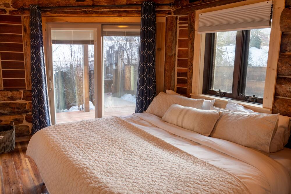 Photo of Bedroom in Crested Butte South