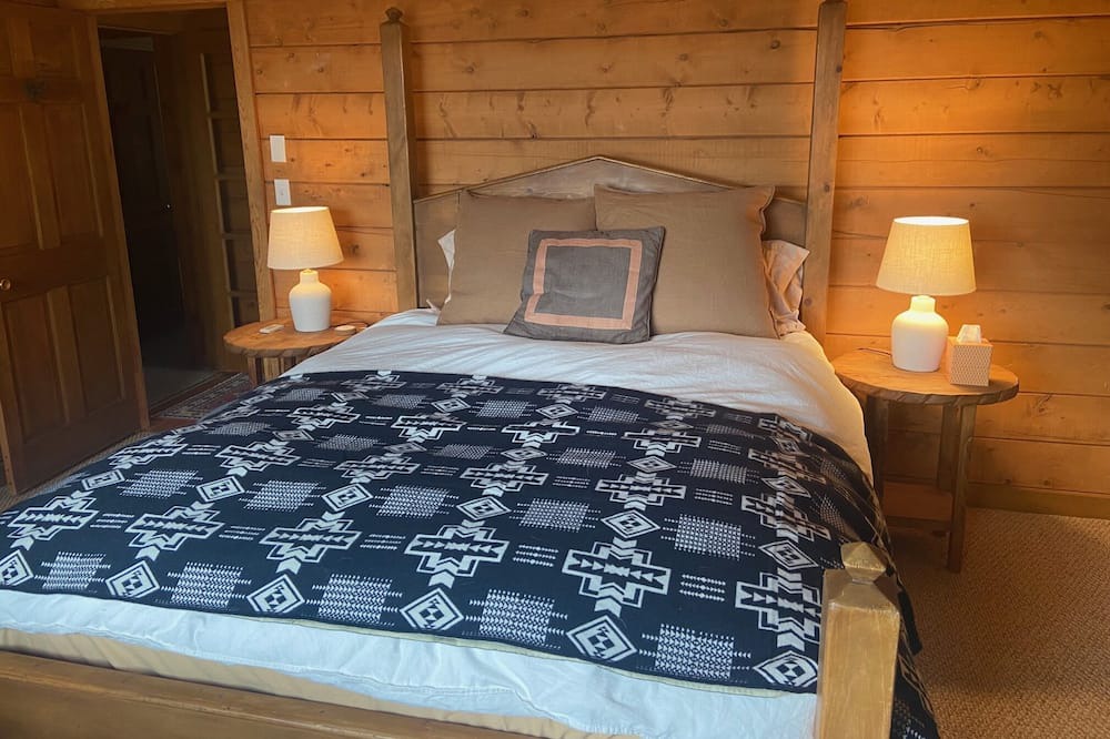 Photo of Bedroom in Del Norte