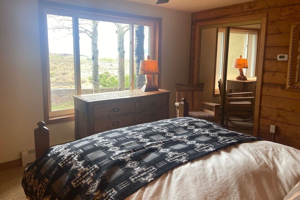 Photo of Bedroom in Del Norte