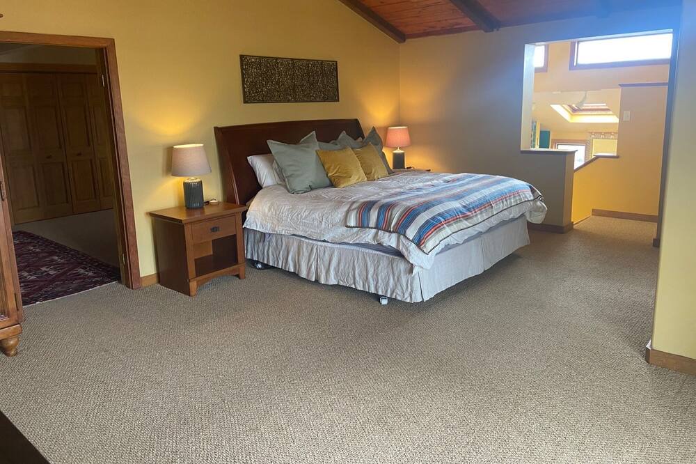 Photo of Bedroom in Del Norte
