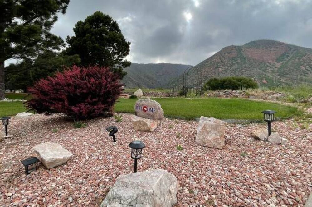 Photo of Outdoor in Mountain Shadows