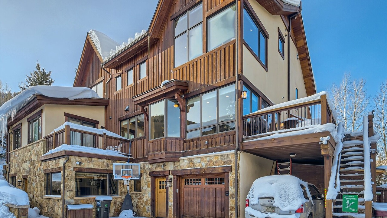 Photo of Outdoor in Highland Meadows