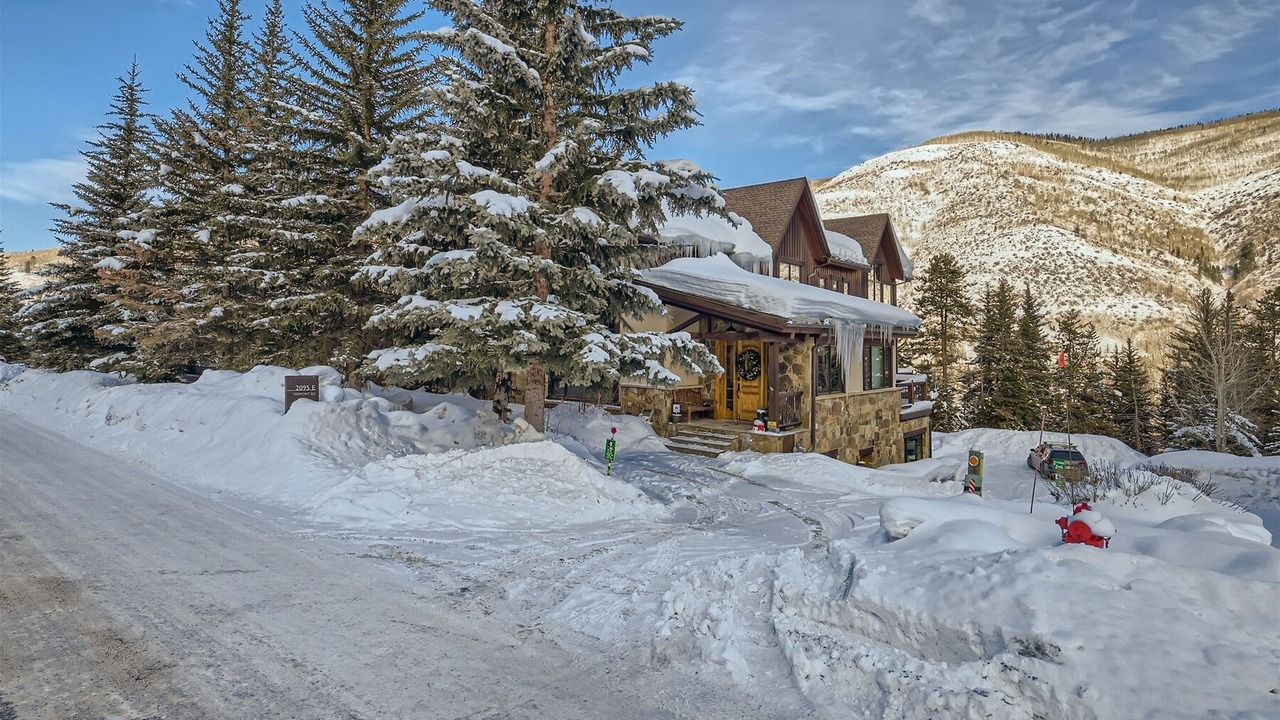 Photo of Outdoor in Highland Meadows