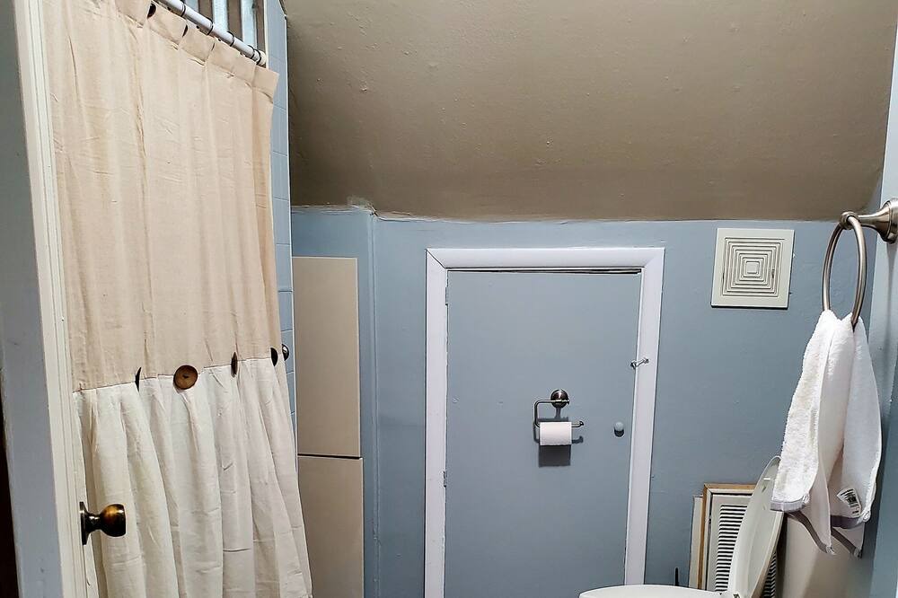 Photo of Bathroom in Alamosa