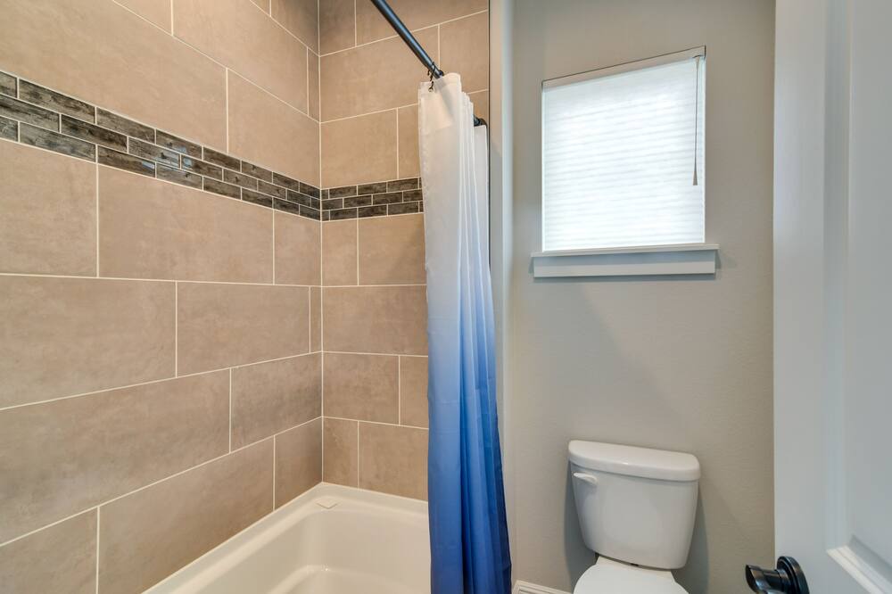 Photo of Bathroom in Loveland