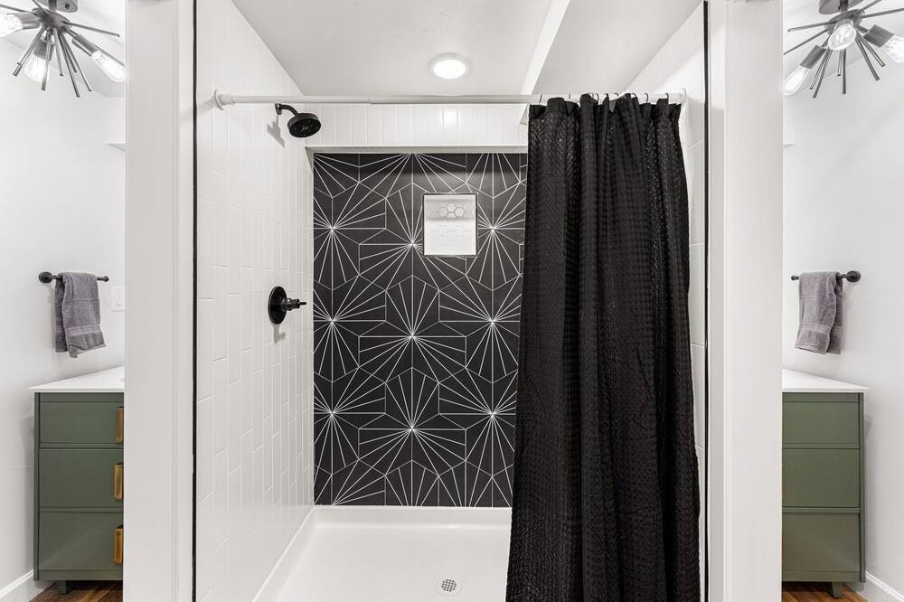 Photo of Bathroom in Lakewood