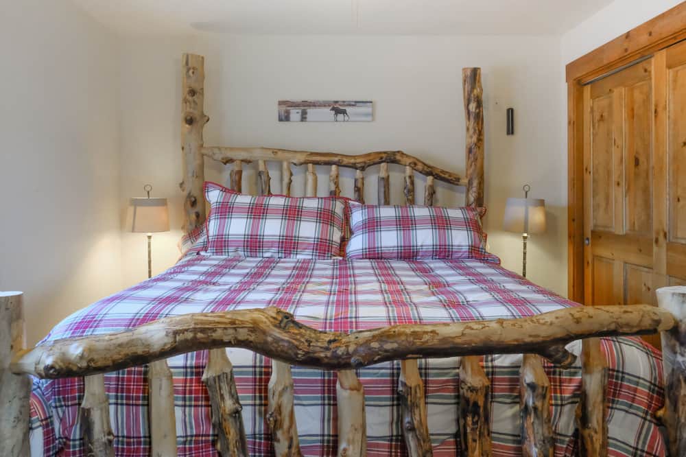 Photo of Bedroom in Grand Lake