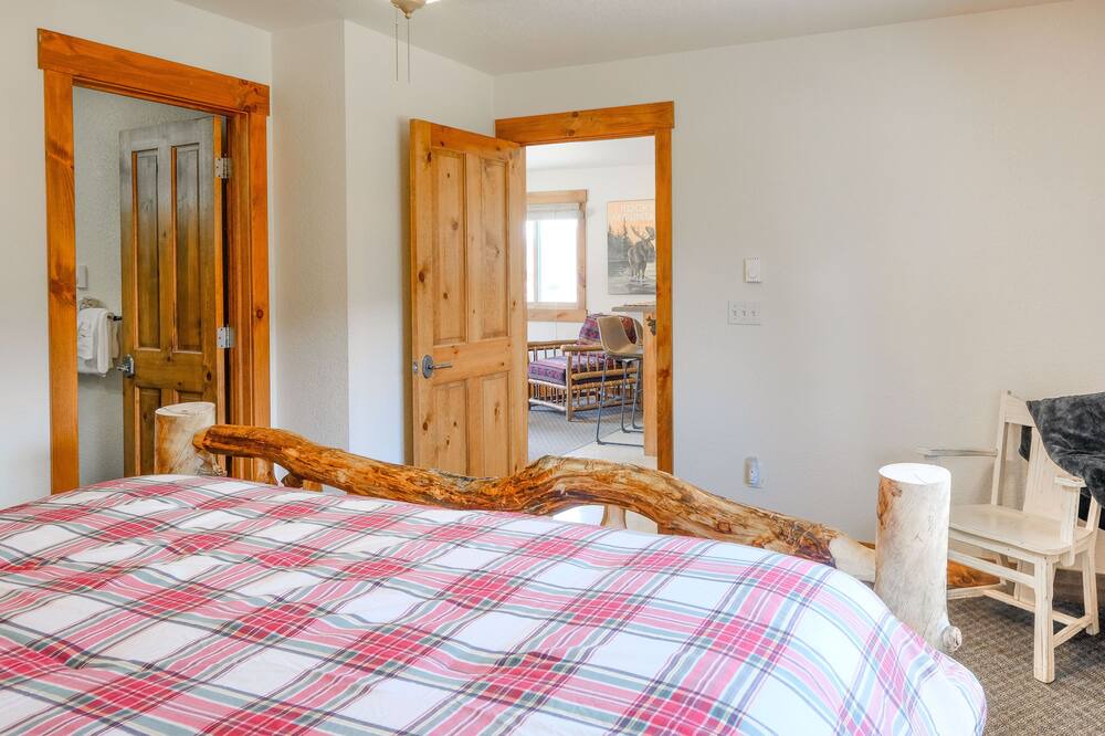 Photo of Bedroom in Grand Lake