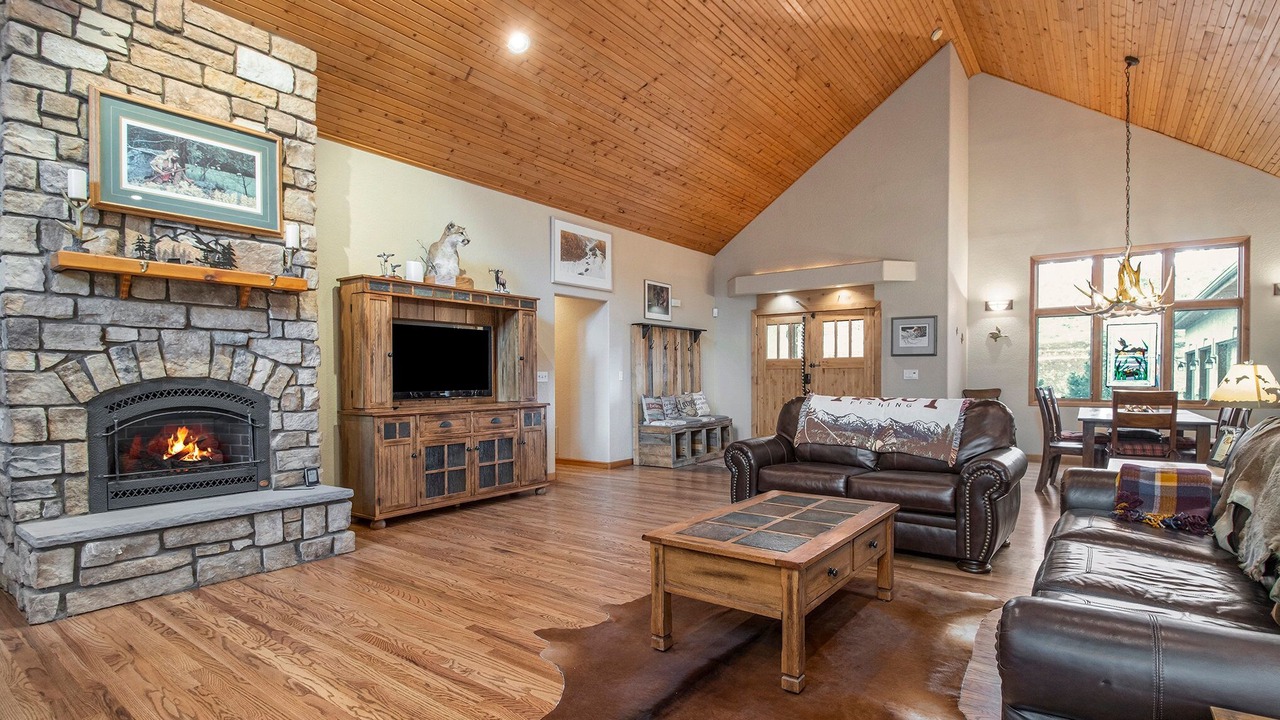Photo of Livingroom in Perry Park