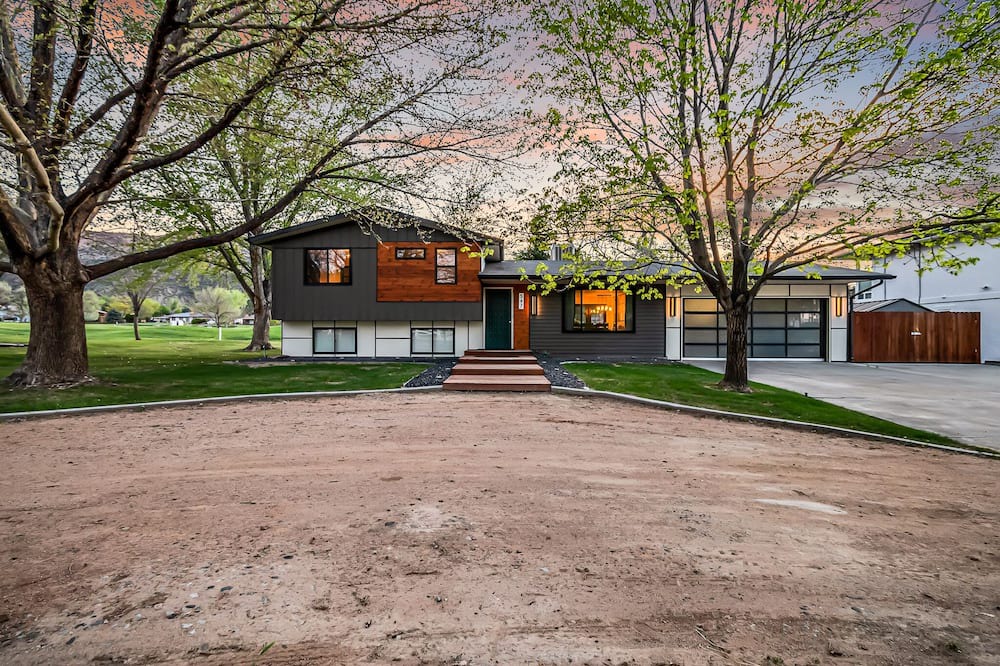 Photo of Outdoor in Redlands