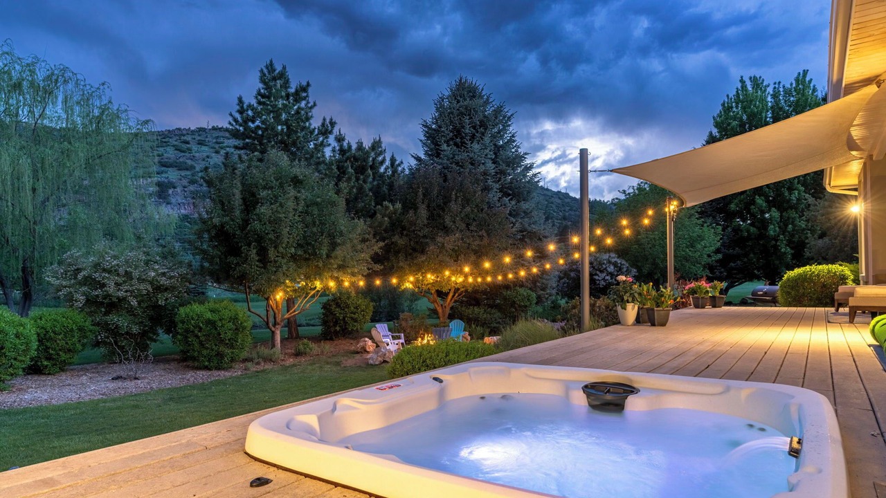 Photo of Outdoor in Dalton Ranch