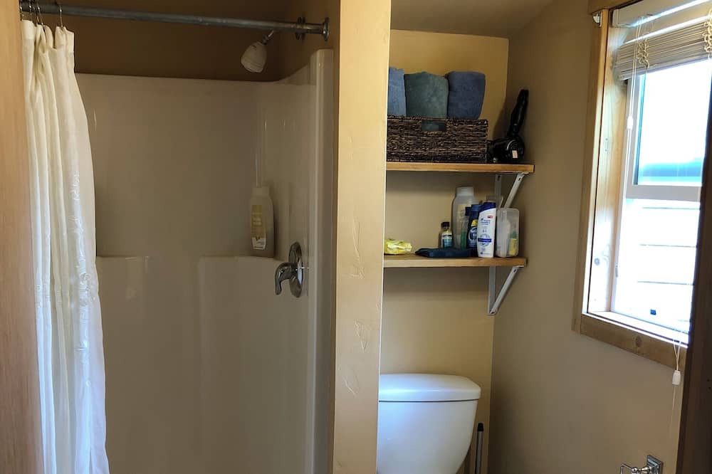 Photo of Bathroom in Hesperus