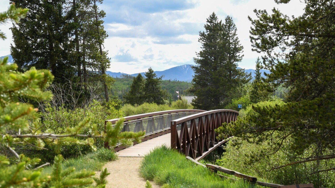 Photo of Outdoor in Rendezvous