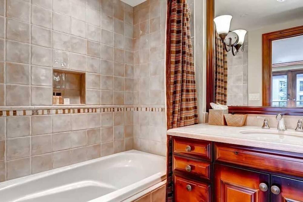 Photo of Bathroom in Beaver Creek