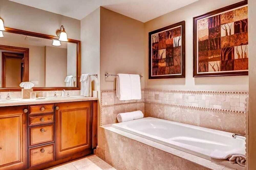 Photo of Bathroom in Beaver Creek