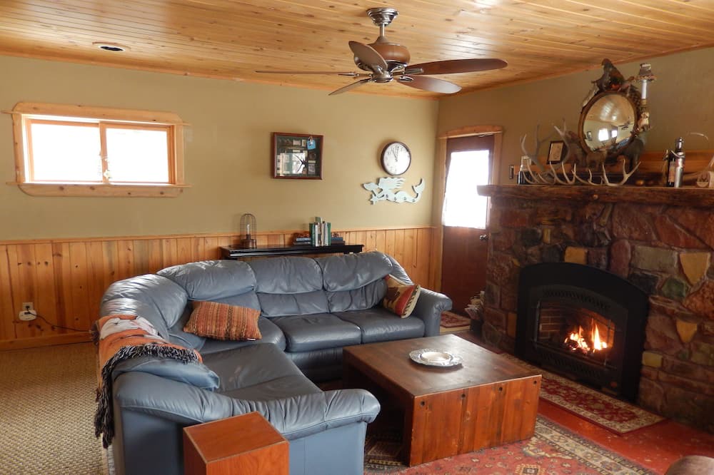 Photo of Bedroom in Clark