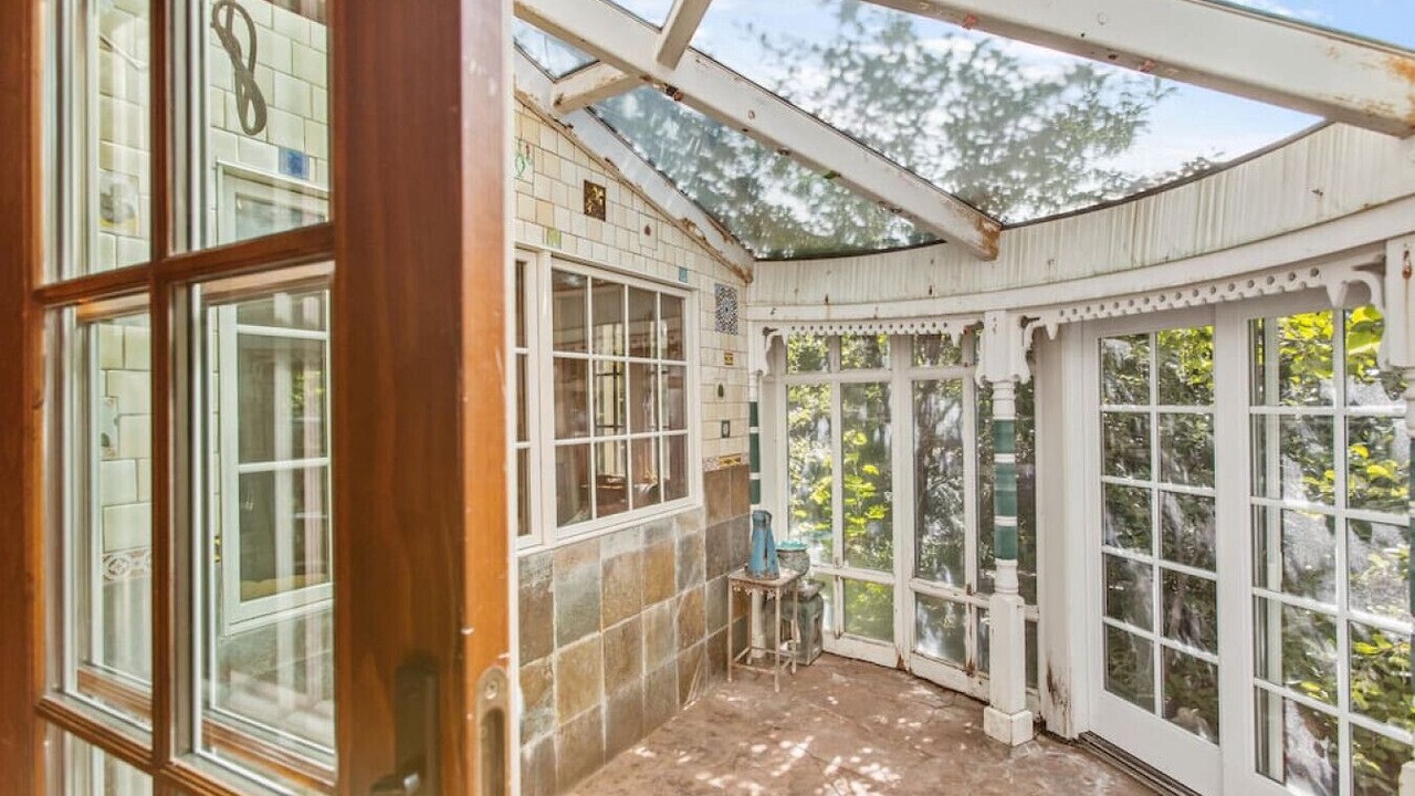 Photo of Outdoor in West End