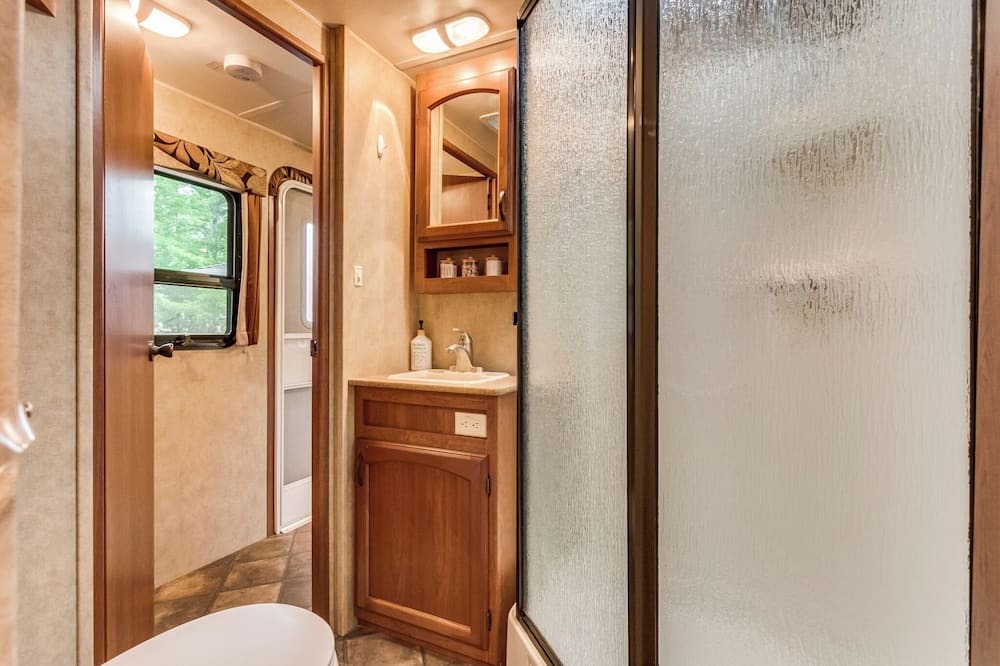 Photo of Bathroom in Arvada Plaza Area