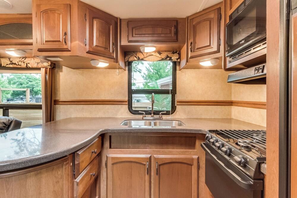 Photo of Kitchen in Arvada Plaza Area
