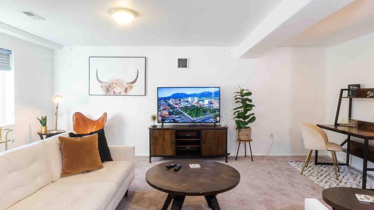Photo of Livingroom in Stetson Hills