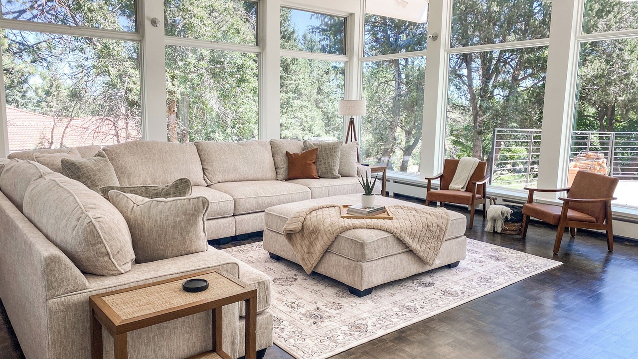 Photo of Livingroom in Broadmoor