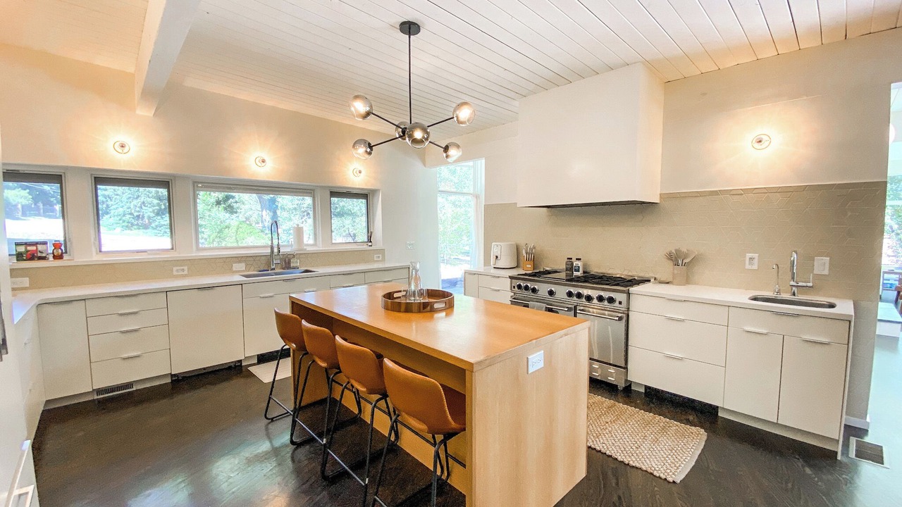 Photo of Kitchen in Broadmoor