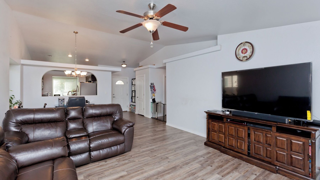 Photo of Livingroom in Pear Park