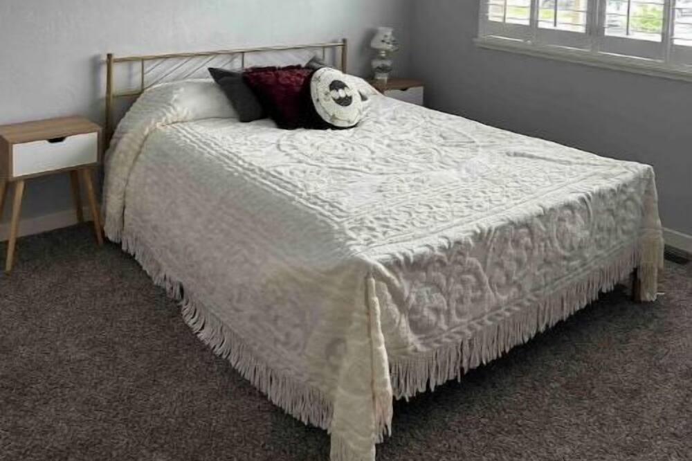 Photo of Bedroom in Pear Park