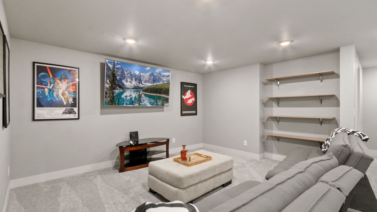 Photo of Livingroom in Galeton